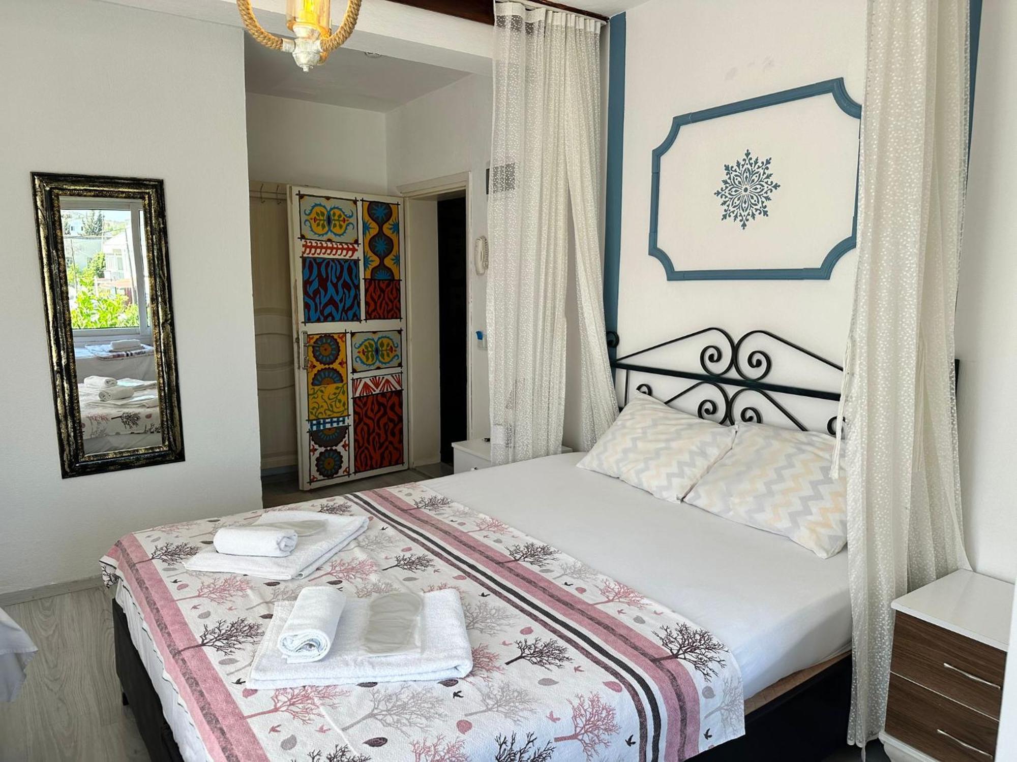 Bonjourla Otel Extérieur photo