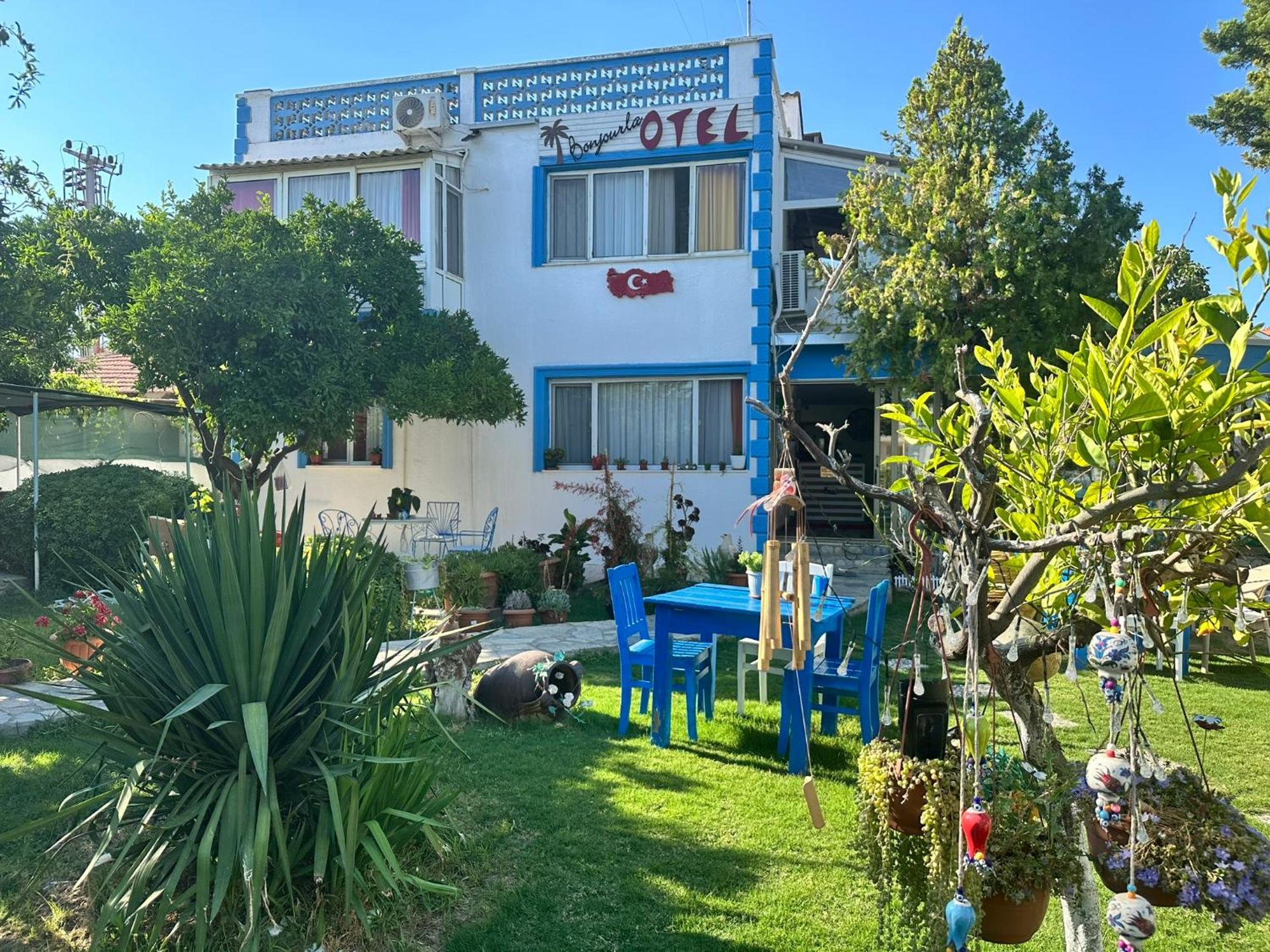 Bonjourla Otel Extérieur photo